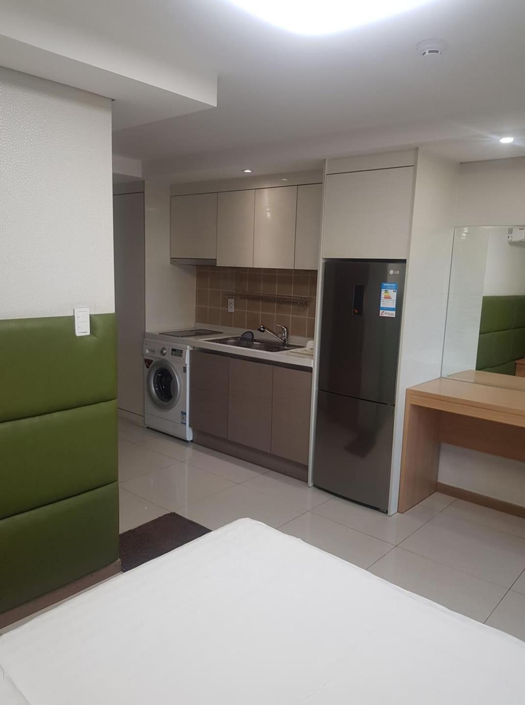 J Hotel Oulan-Bator Extérieur photo