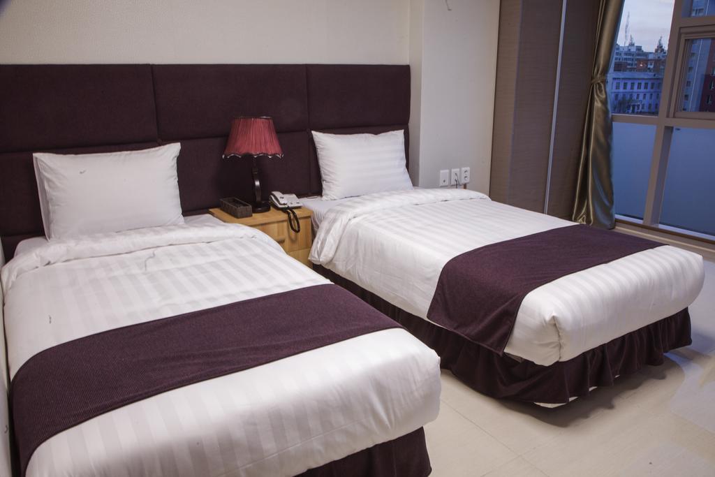 J Hotel Oulan-Bator Extérieur photo