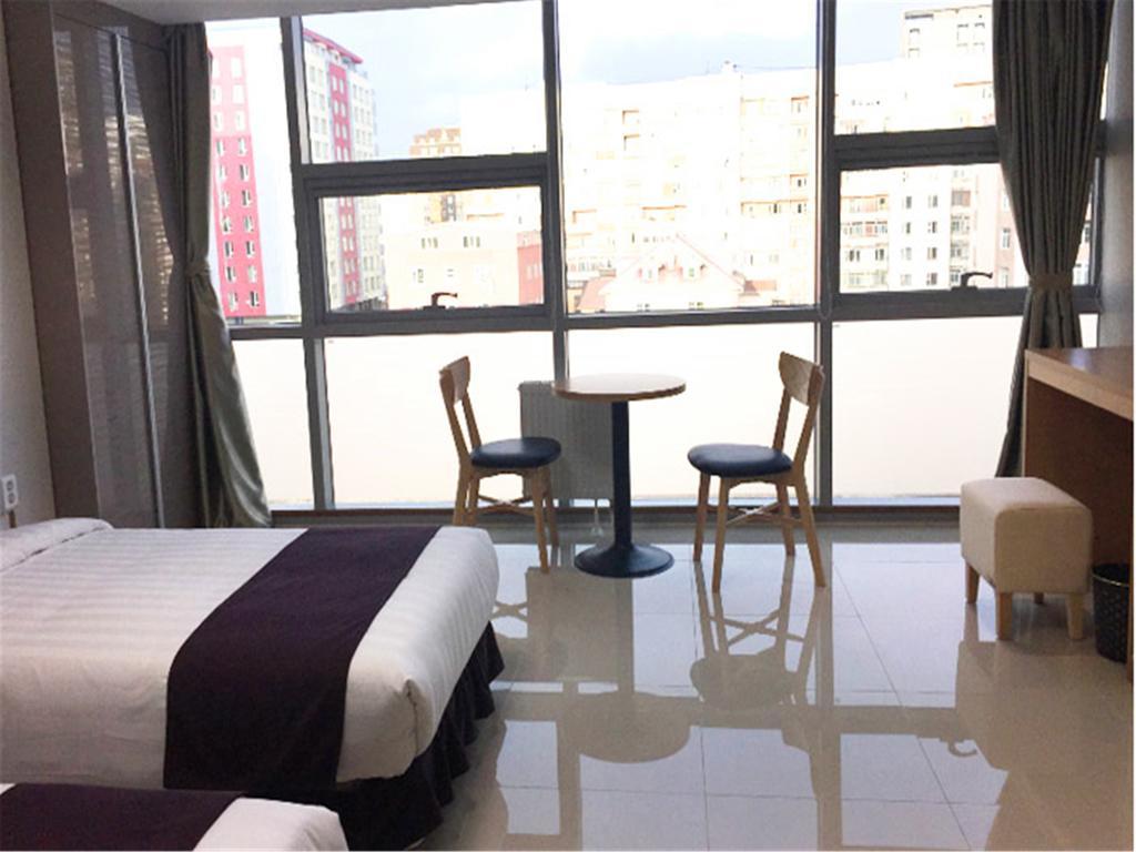 J Hotel Oulan-Bator Extérieur photo